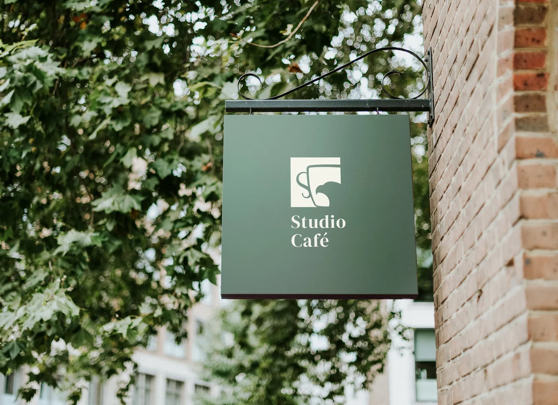 Studio Cafe Hero